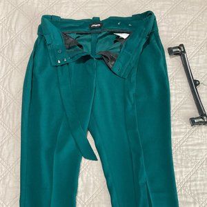 Express, High Rise Ankle Petite Size 10